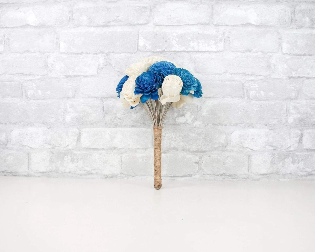Simple Sola Bouquet - Blue - Image 3