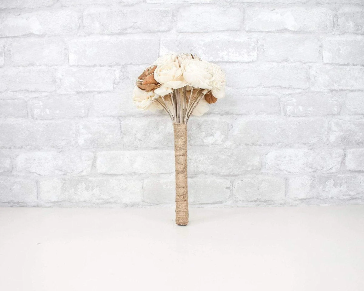 Simple Sola Bouquet - Natural - Image 5