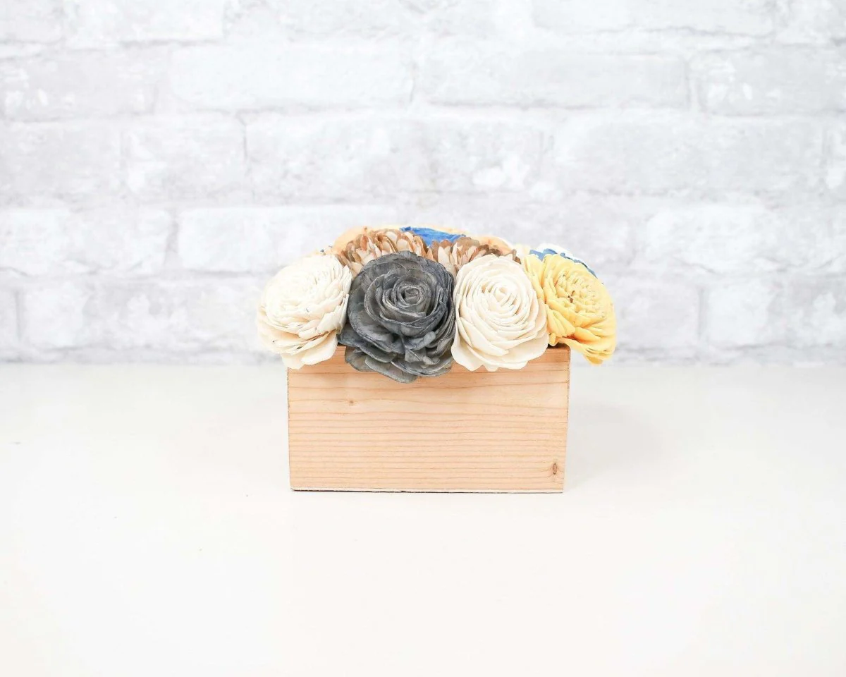 Simple Sola Centerpiece - Gray/Yellow/Blue - Image 3