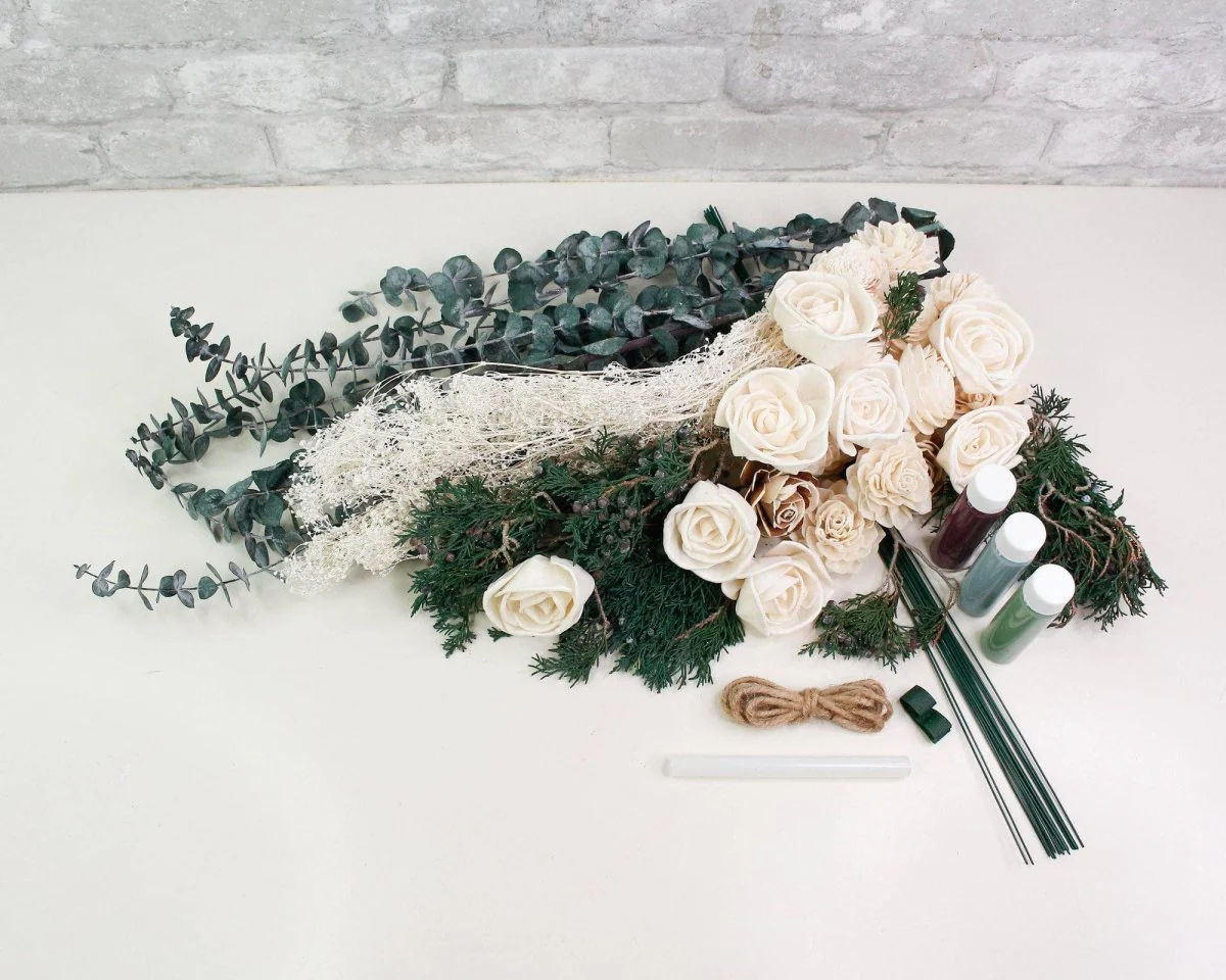 Snowberry Bouquet - Image 11