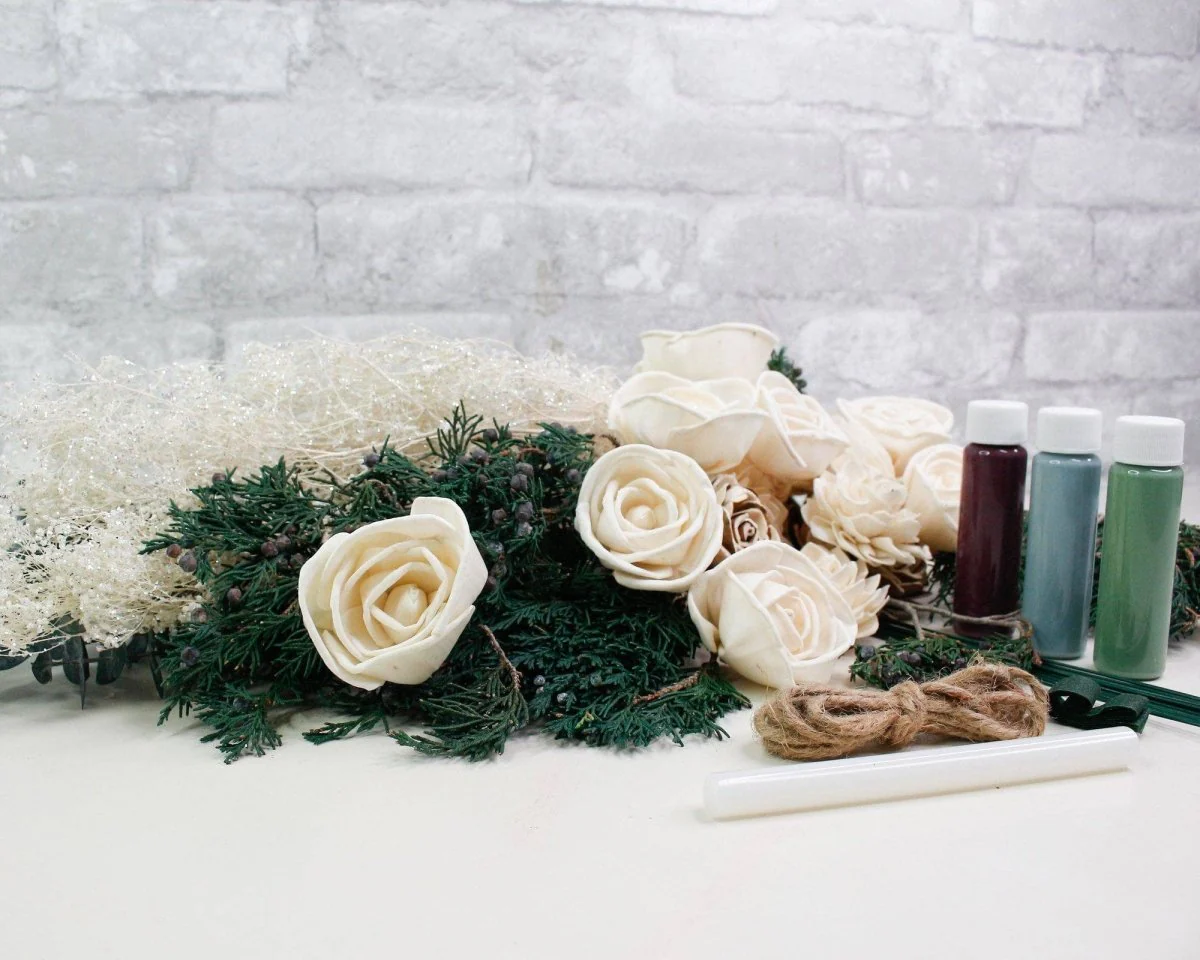 Snowberry Bouquet - Image 14