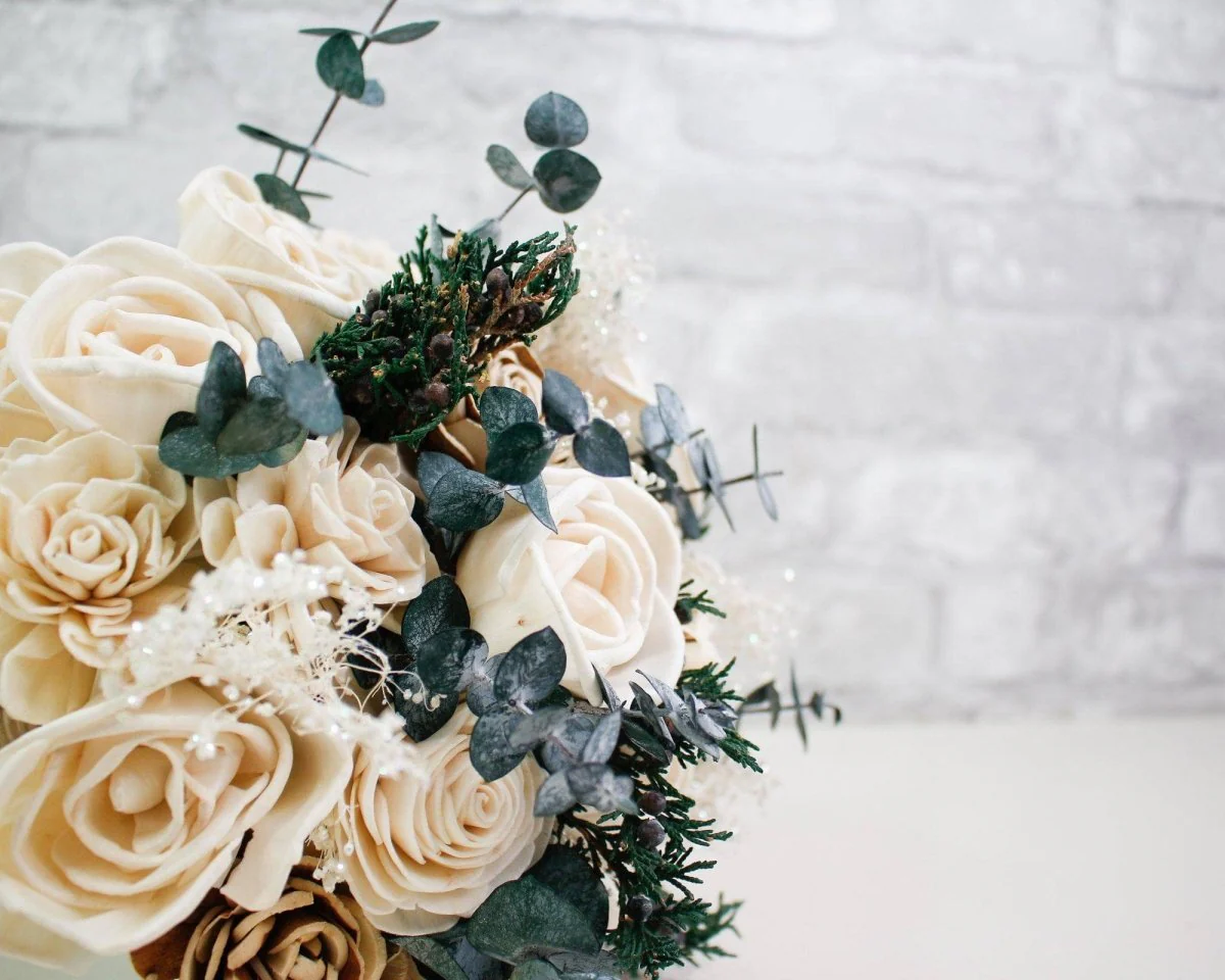 Snowberry Bouquet - Image 9