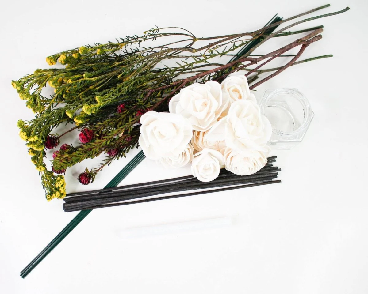 Spring Wood Flower Diffuser Craft Kit - Image 9
