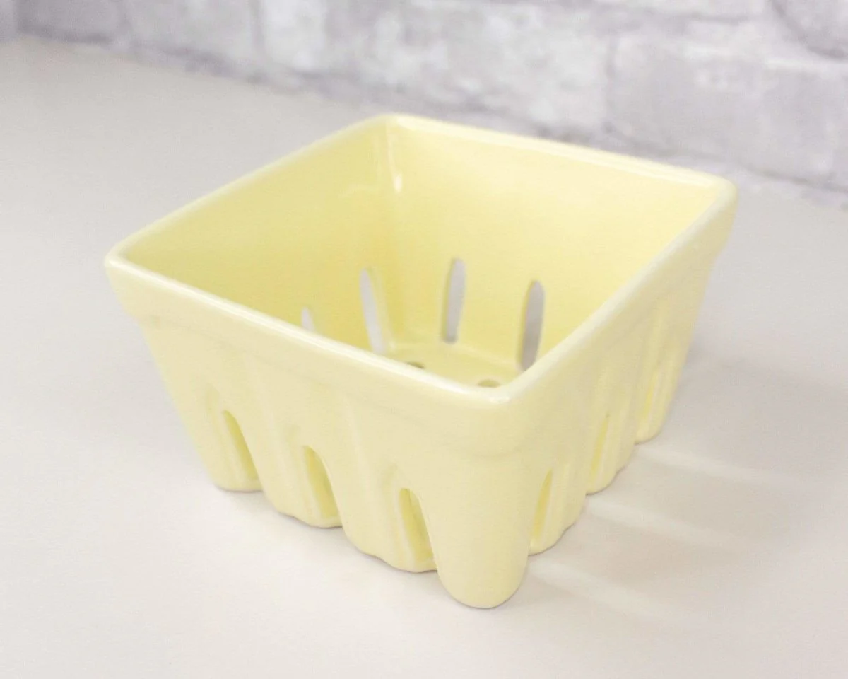 Strawberry Carton Container - Yellow - Image 3