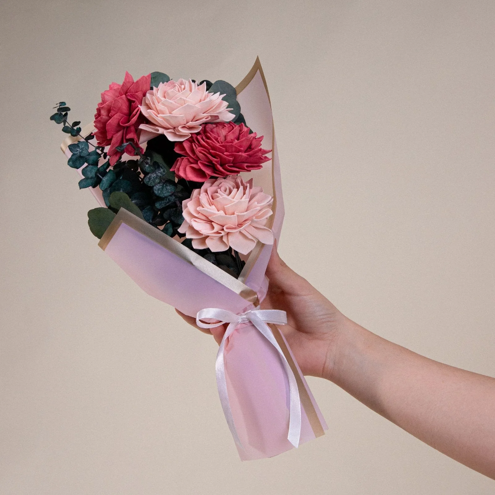 True Love Mini Deluxe Bouquet - Image 3