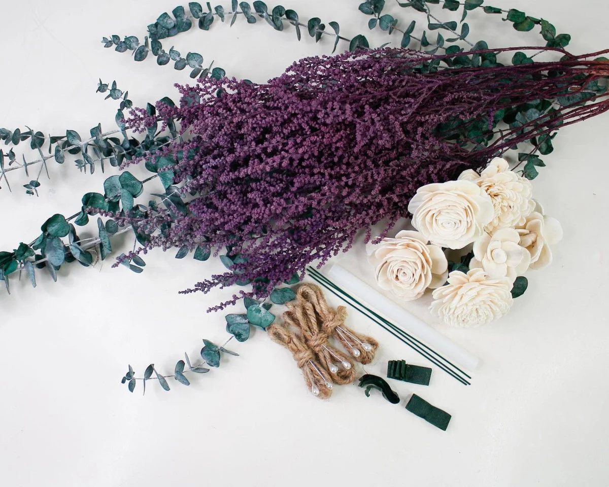 Twilight Sky Boutonniere (Set of 3)* - Image 7