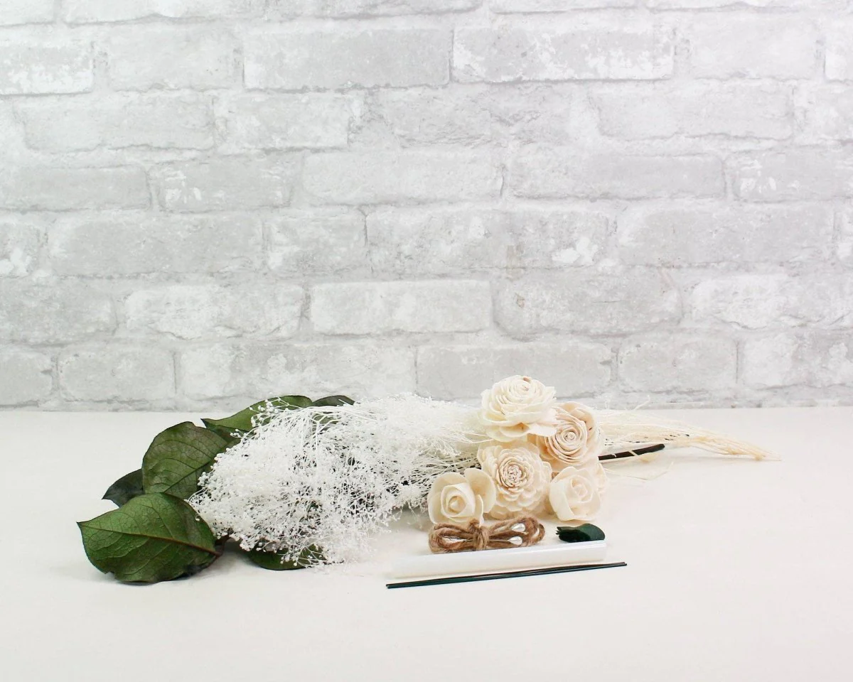 Vacay Vibes Boutonniere (Set of 3)* - Image 4