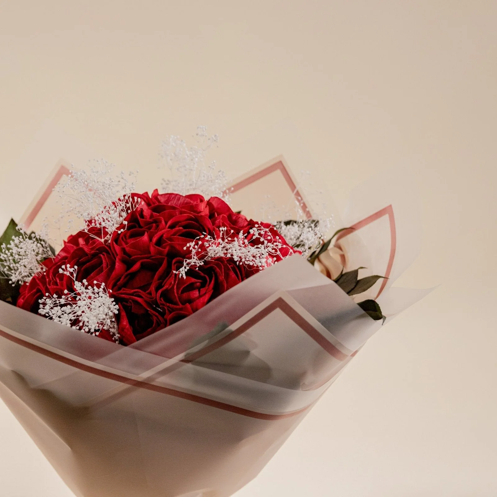 Red Rose Finished Bouquet - Image 9