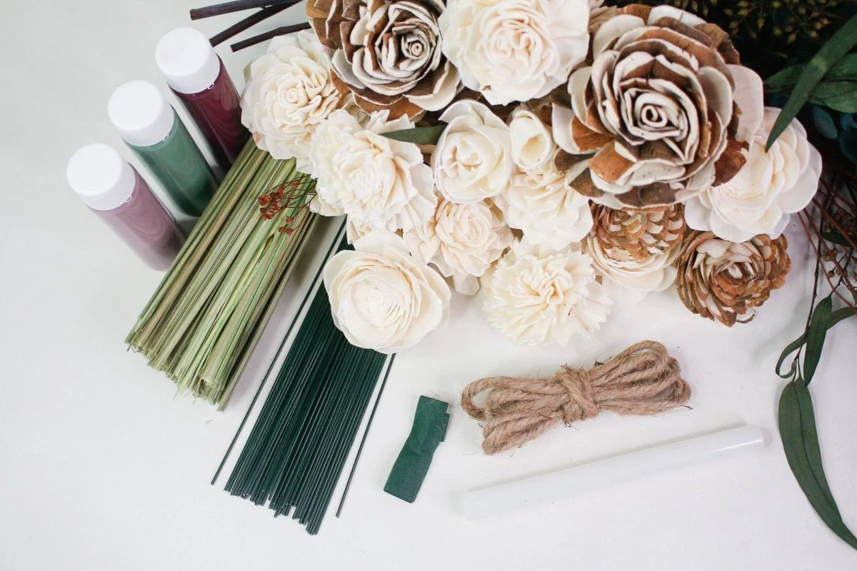 Wanderlust Bridesmaid Bouquet - Image 10