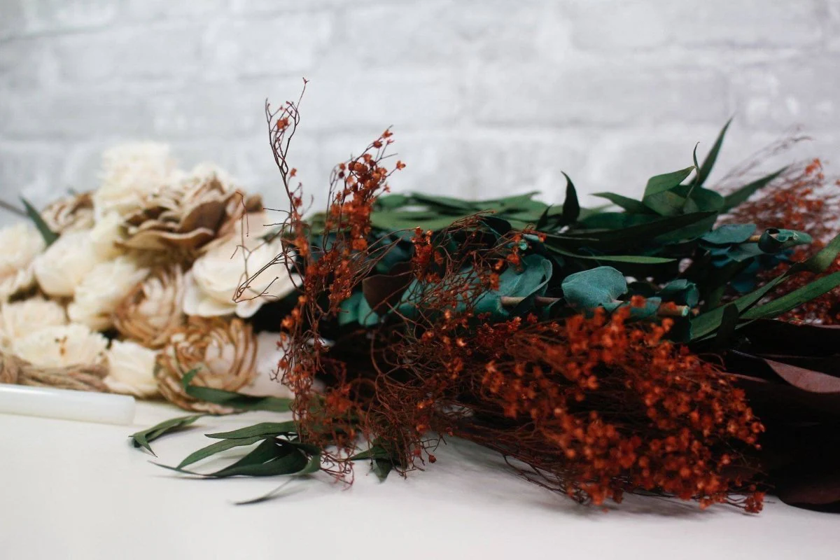 Wanderlust Bridesmaid Bouquet - Image 12