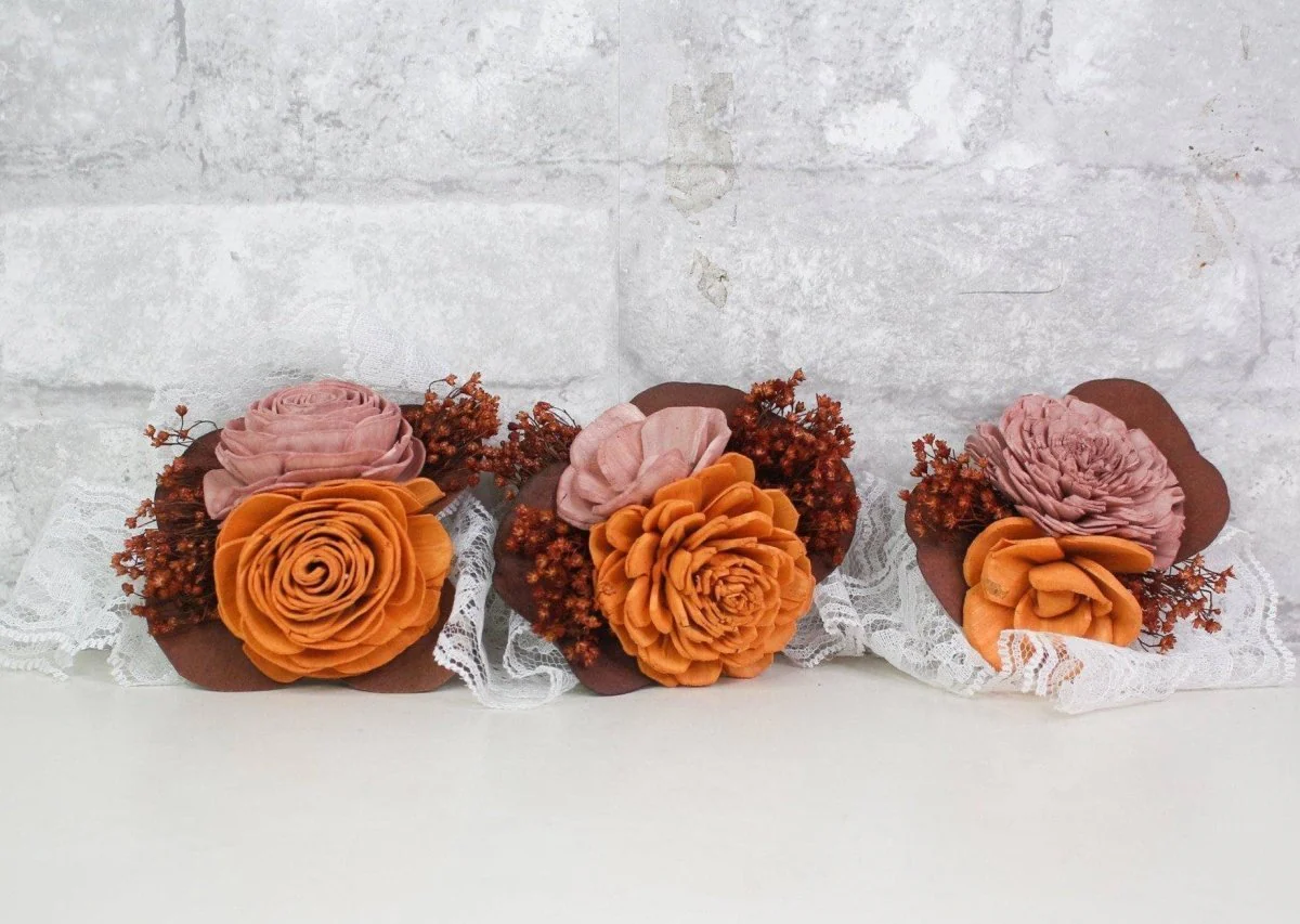 Wanderlust Corsage (Set Of 3)* - Image 2