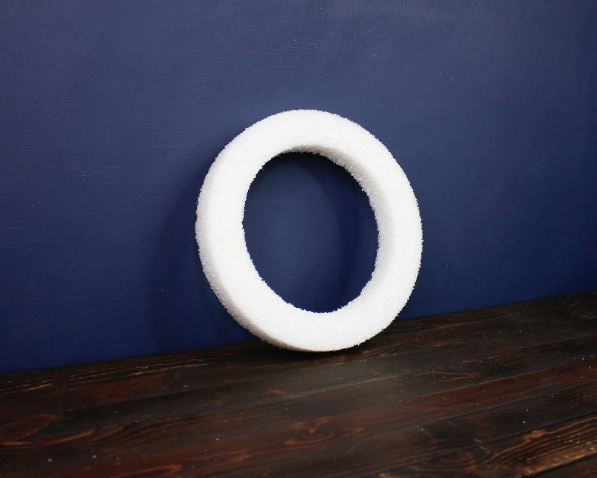White Foam Wreath (Multiple Sizes) - Image 11
