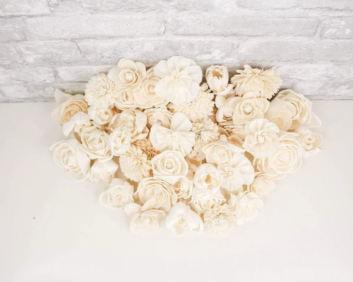 White Waters Assortment  (50 Flowers) - Image 3