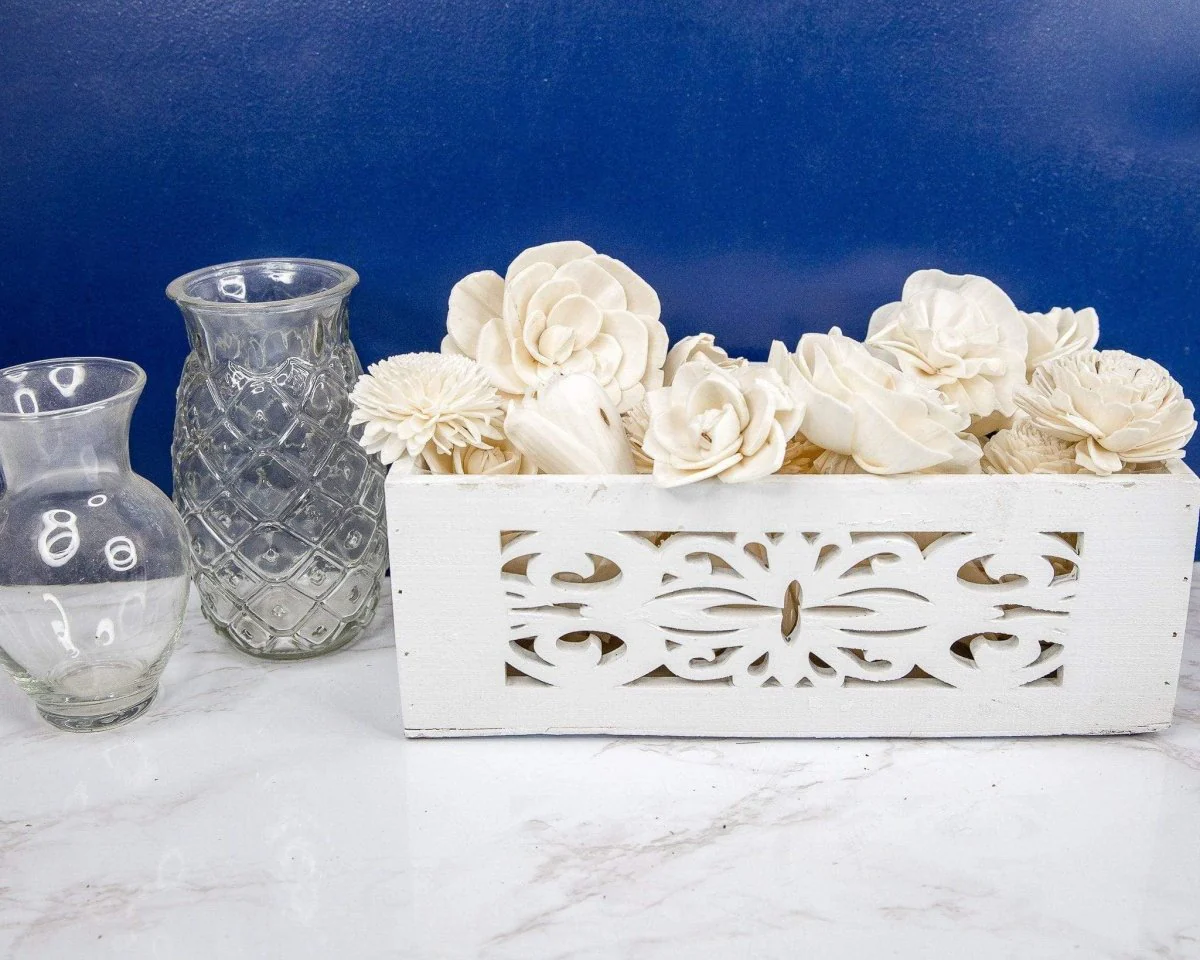 White Waters Assortment  (50 Flowers) - Image 9