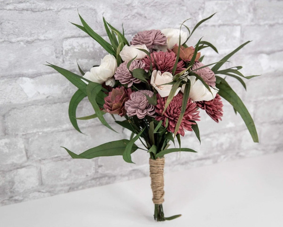 Willow Bridesmaid Bouquet - Image 3