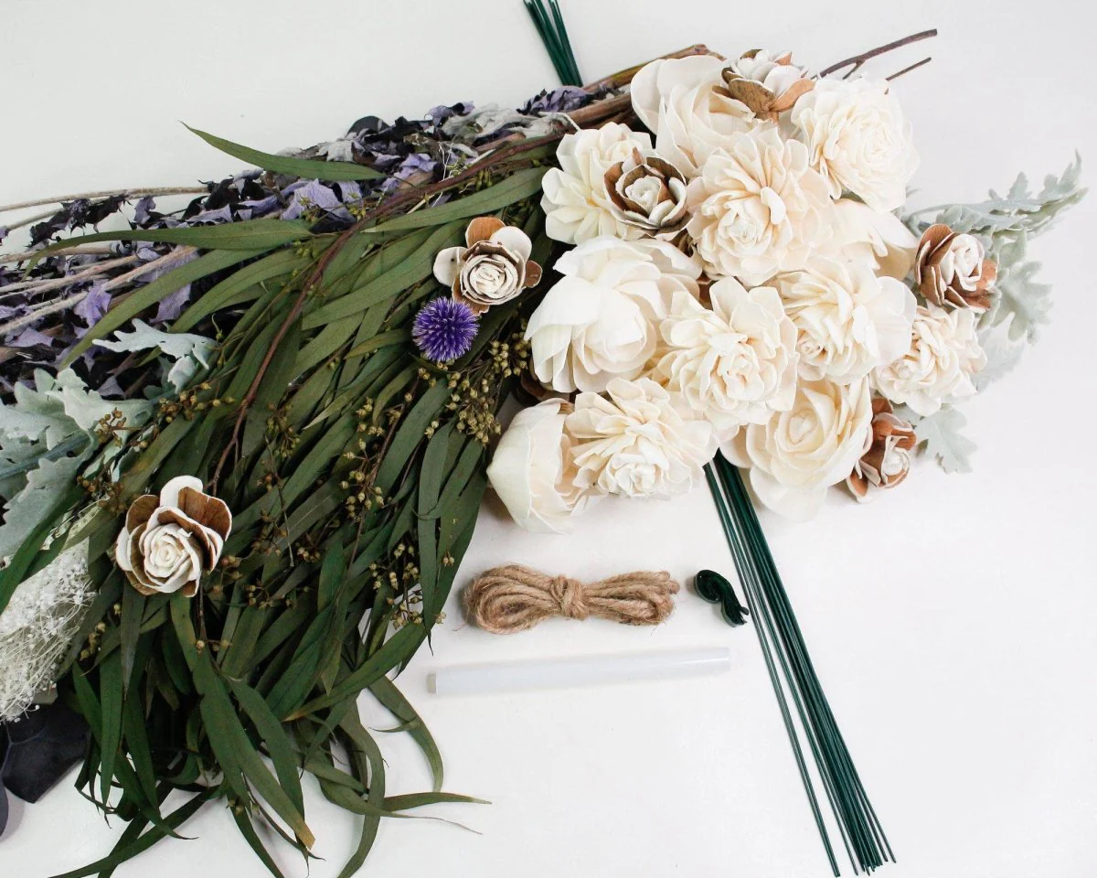 Winter Thistle Bouquet - Image 16